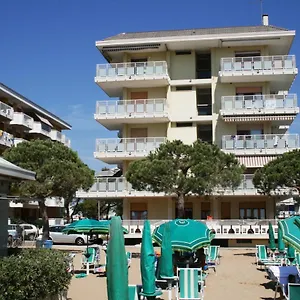  Apartment Diplomatic Fronte Mare Italien