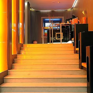Orange 4*, Рим Италия